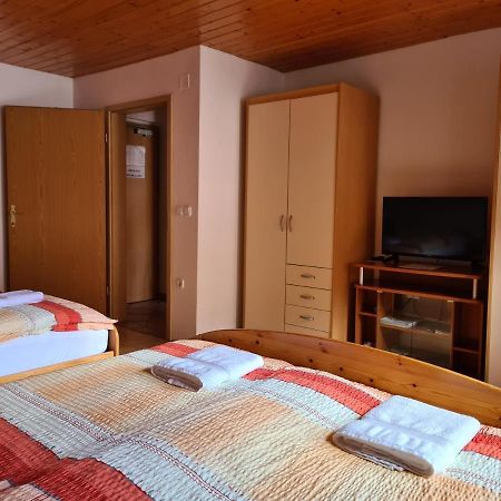 Apartmaji Mezan Apartment Блед Екстериор снимка