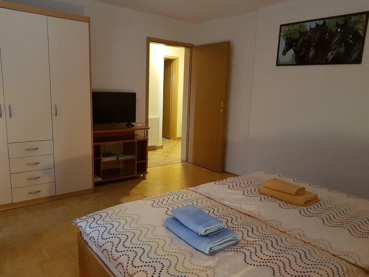 Apartmaji Mezan Apartment Блед Екстериор снимка